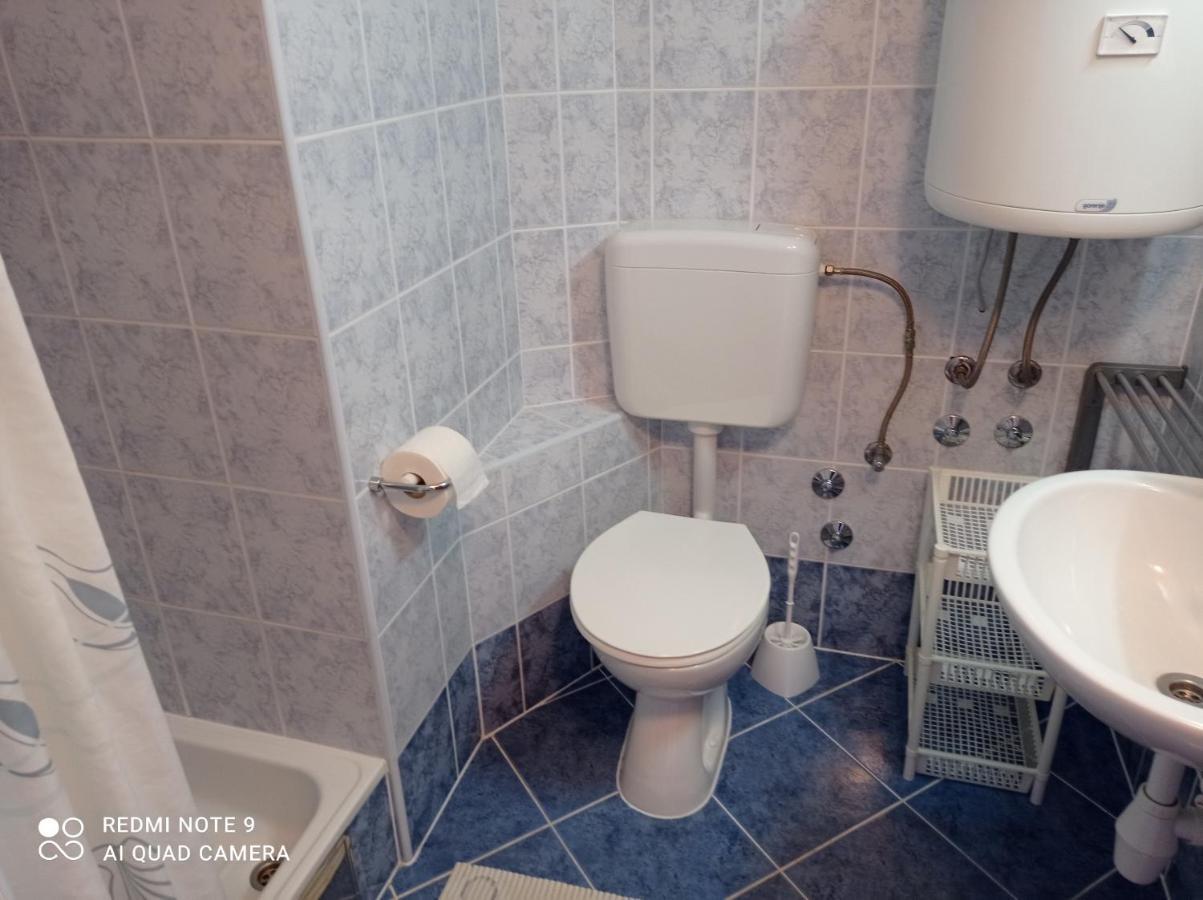 Apartments Mihovil Omis Luaran gambar