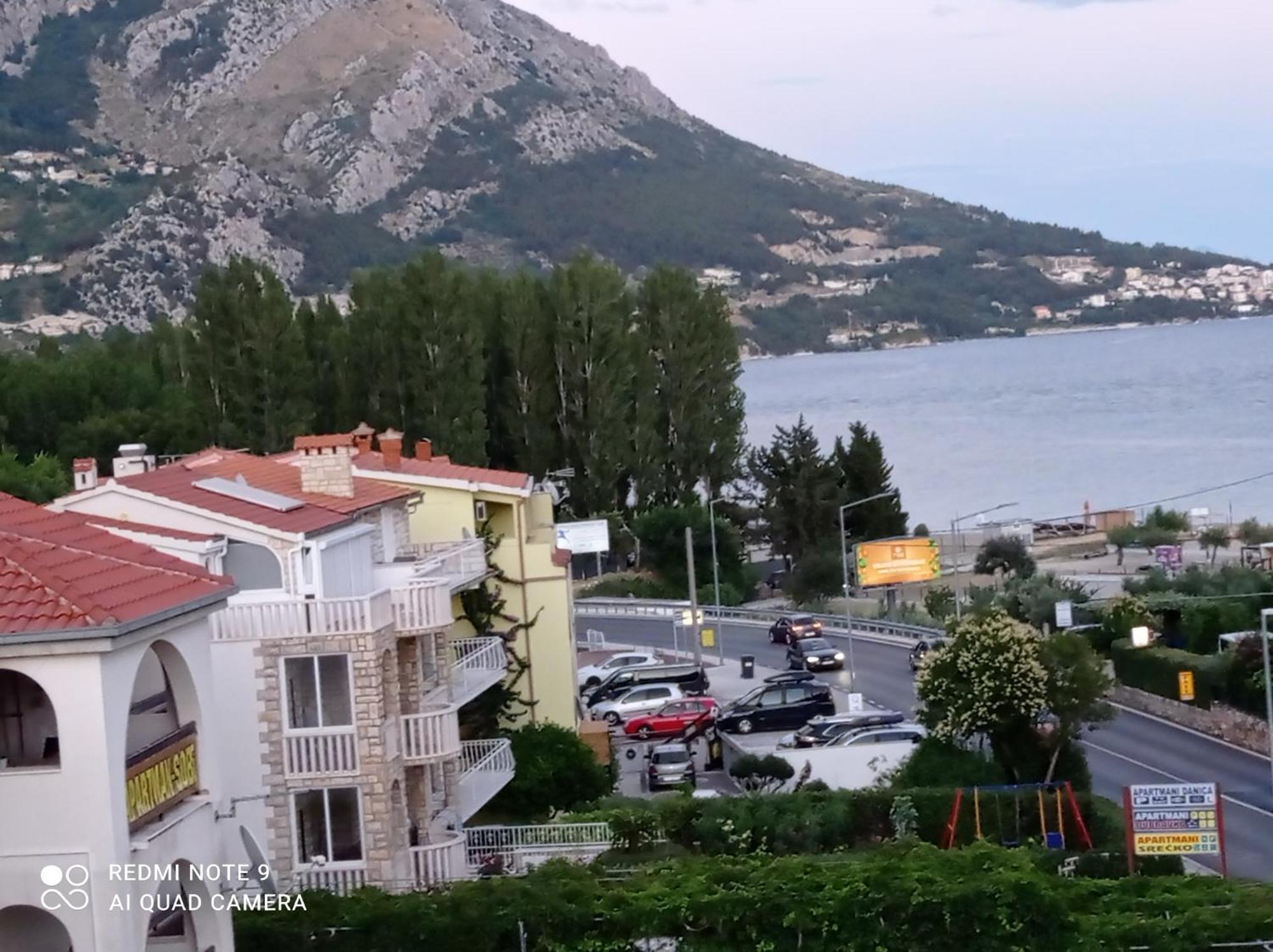 Apartments Mihovil Omis Bilik gambar